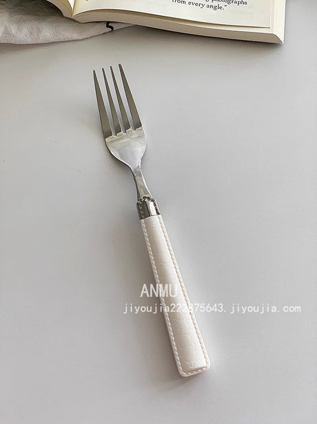 YASUKI Oliver Retro-Cinema Tableware Set from YASUKI
