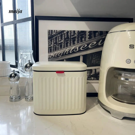 Retro Pub Kitchen Bin from maija