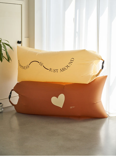 MOMO'S TALK Isolde Lightweight Portable Inflatable Bed from MOMO'S TALK