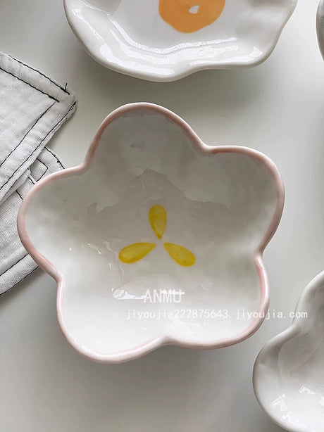 YASUKI Haruto Charming Hand-Painted Bowl from YASUKI