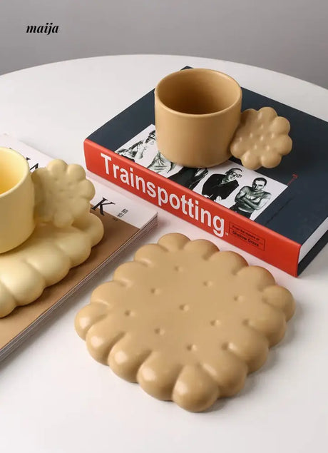 Biscuit Mug Set from maija
