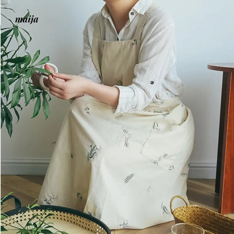 Cotton Daisy Apron from maija