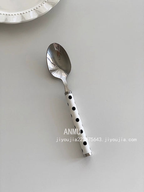 YASUKI Odette Elegant Wave-Patterned Dining Cutlery Set from YASUKI