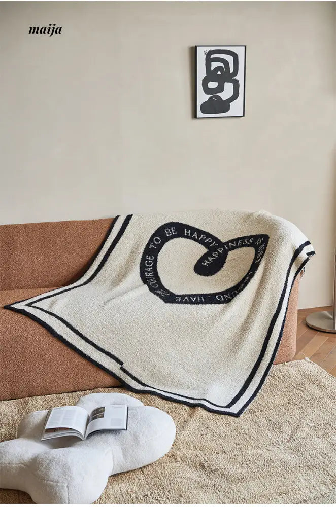 Heart Shaped Blanket from momo's talk