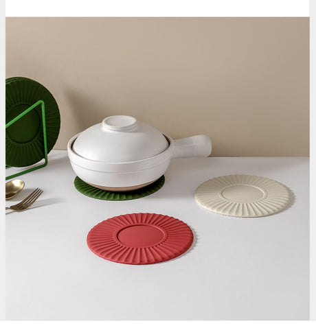 SUCO Isadora Elegant Round Silicone Gel Dinner Plate Table Mat Antiscald from SUCO