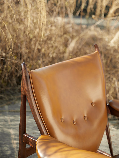 QUANMU Lysandra Regal Vintage Solid Wood Armchair from QUANMU