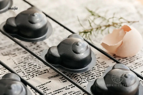 Lovely Bear Muffin Tin from maija