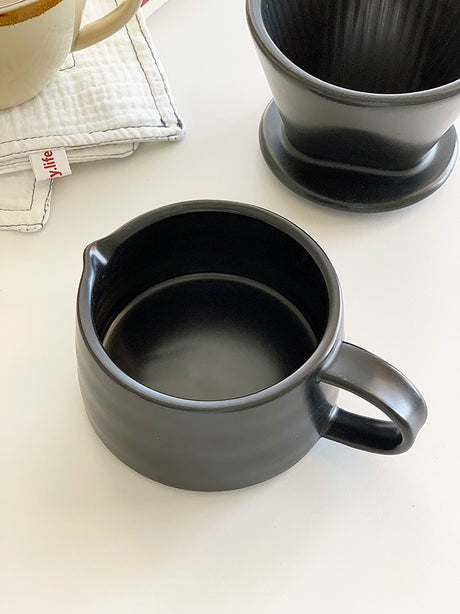 YASUKI Aveline Stylish Ceramic Dripping Pot from YASUKI