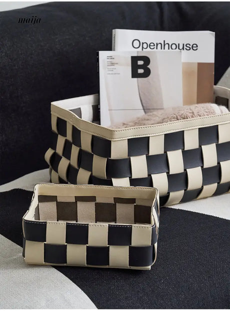 Checkerboard Woven Basket from momo's talk
