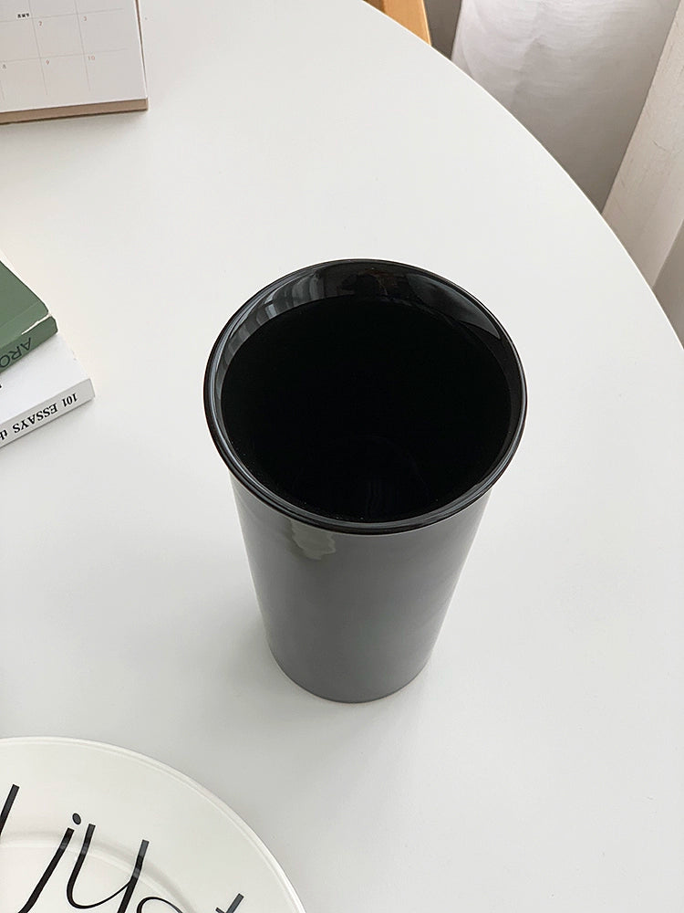 YASUKI Akira Elegant Matte Ceramic Coffee Grip Cup from YASUKI