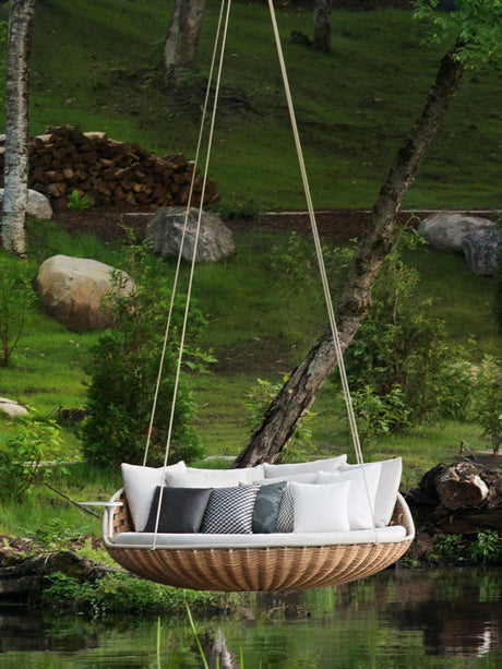 DIME GARDEN Elowen Cozy Stylish Hanging Basket Rocker from DIME GARDEN