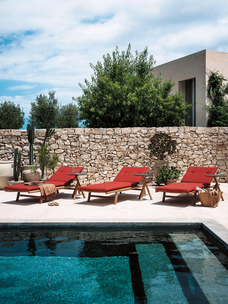DIME GARDEN Elowen Anticorrosive Teak Outdoor Lounge Bed from DIME GARDEN