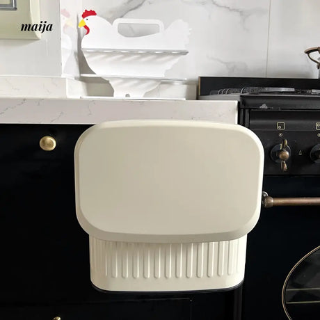 Retro Pub Kitchen Bin from maija