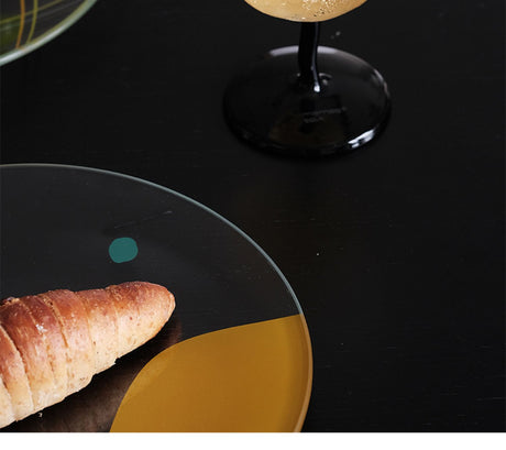 MOMO'S TALK Zareh Elegant High-Borosilicate Wine Glass from MOMO'S TALK