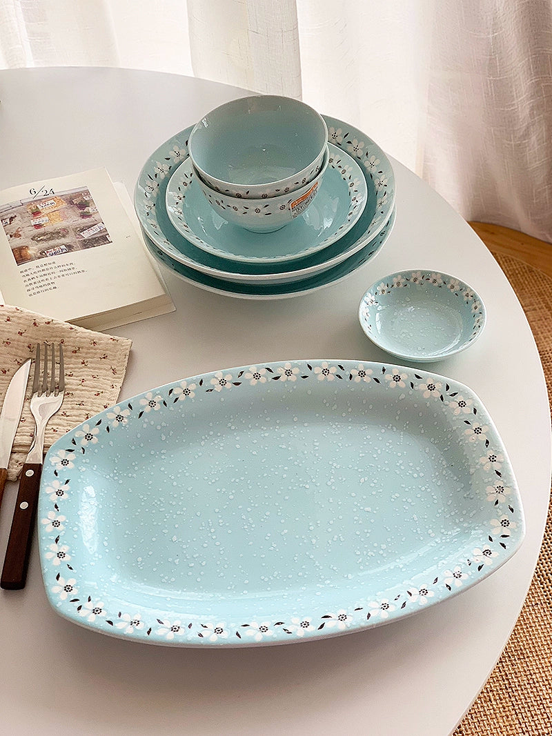 YASUKI Haruki Elegant Snowflake Ceramic Rice Bowl from YASUKI