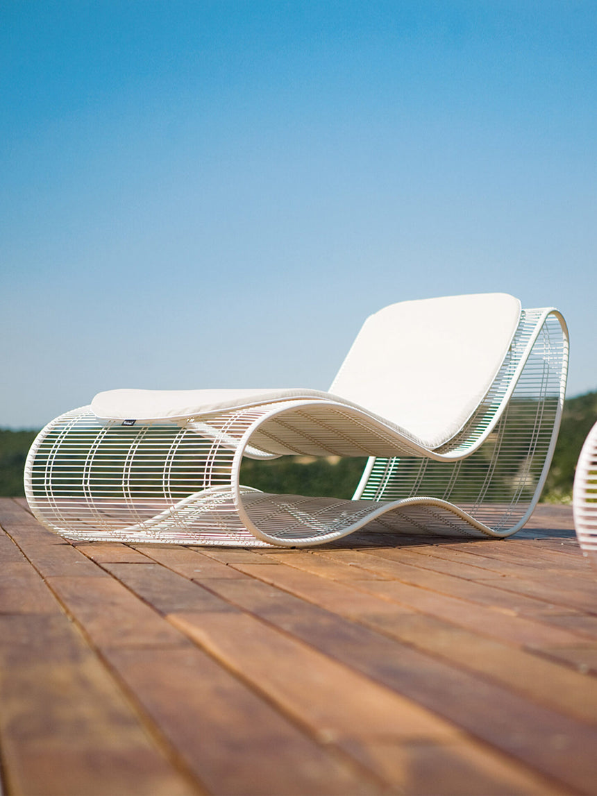 DIME GARDEN Elowen Sleek Durable Outdoor Furniture from DIME GARDEN