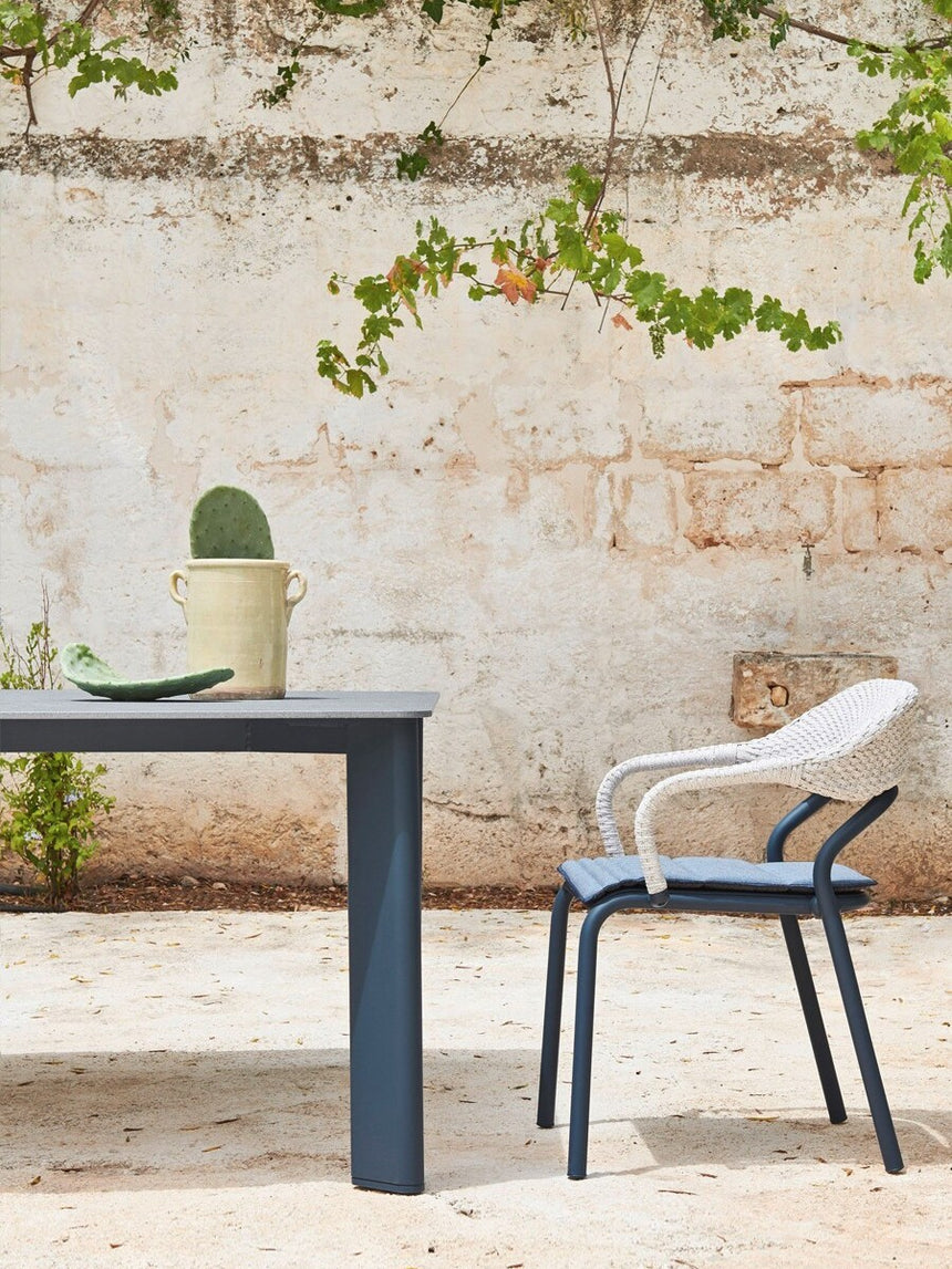 DIME GARDEN Viridian Sleek Luxury Outdoor Dining Set from DIME GARDEN