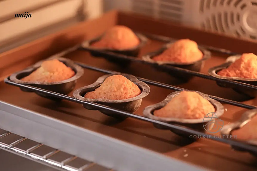 Lovely Bear Muffin Tin from maija