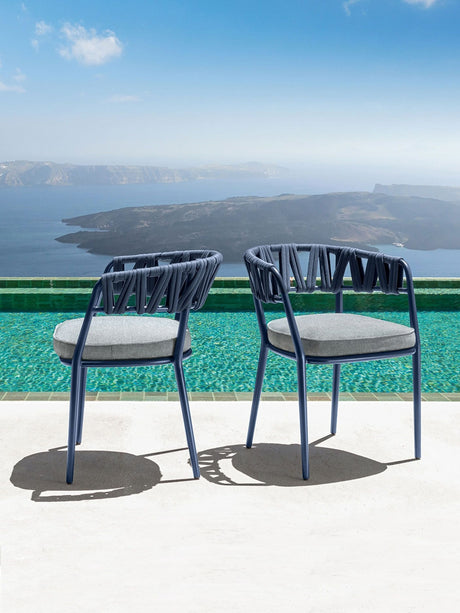 DIME GARDEN Santiago Elegant Rustic Outdoor Dining Set from DIME GARDEN