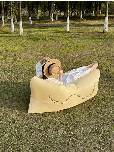 MOMO'S TALK Isolde Lightweight Portable Inflatable Bed from MOMO'S TALK