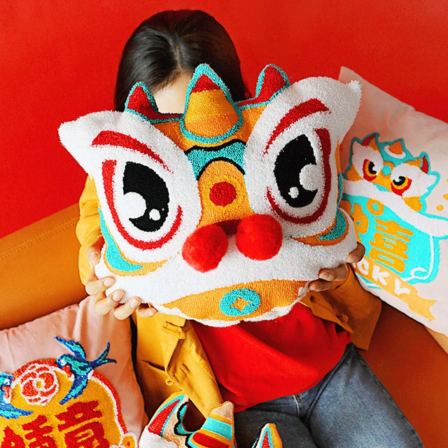 YOULI Mei-Ling Festive 3D Lion Pillow Sofa from YOULI