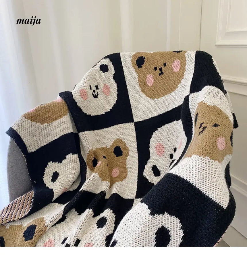 Bear Quilt Style Woven Throw from Luxury Weaving