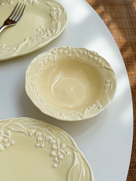 YASUKI Isabelle Exquisite Rustic Relief Salad Bowl from YASUKI
