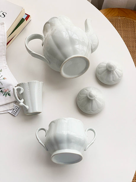 YASUKI Penelope Vintage Ceramic Chic Sauce Teapot from YASUKI