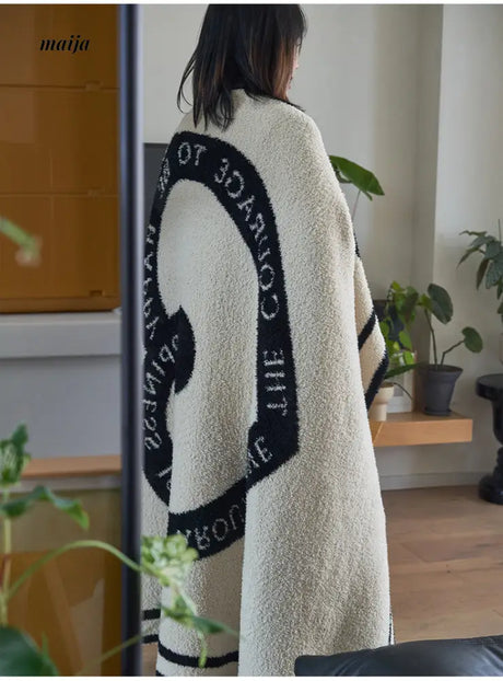 Heart Shaped Blanket from momo's talk