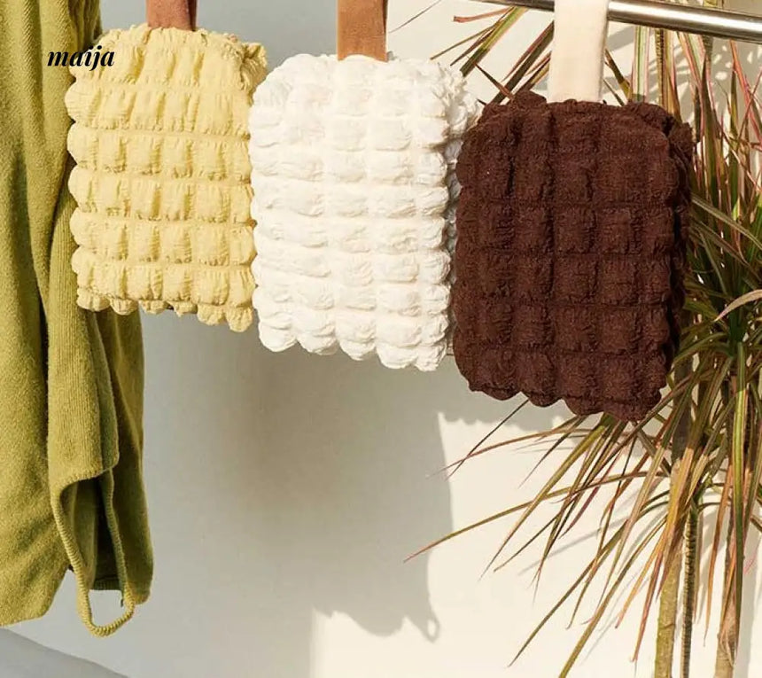 Chocolate Bar Tissue Box from SOREMO