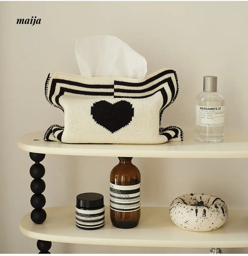 Wonderland Knitting Tissue Box from momo's talk