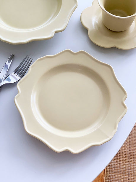 YASUKI Aveline Elegant Durable Tableware Set from YASUKI