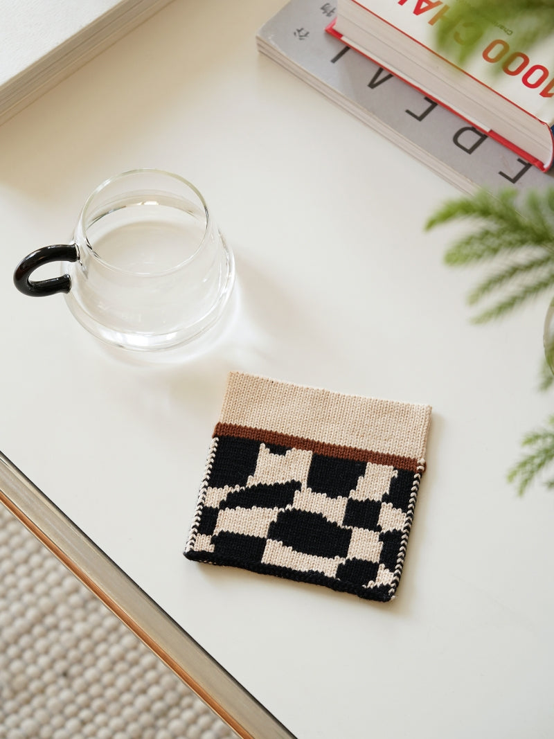 MOMO'S TALK Esperanza Cozy Soft Knitted Heating Pad Cushion from MOMO'S TALK