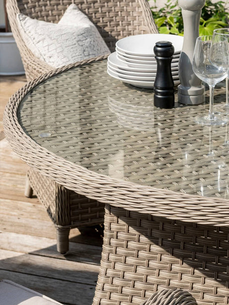 DIME GARDEN Callista Elegant Patio Umbrella Dining Set from DIME GARDEN