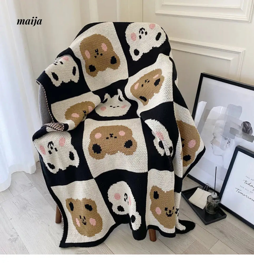 Bear Quilt Style Woven Throw from Luxury Weaving