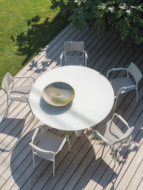 DIME GARDEN Santiago Stylish Rattan Backrest Dining Set from DIME GARDEN