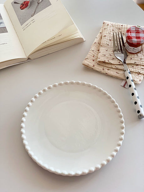 YASUKI Eliana Elegant Pearl White Ceramic Dessert Plate from YASUKI