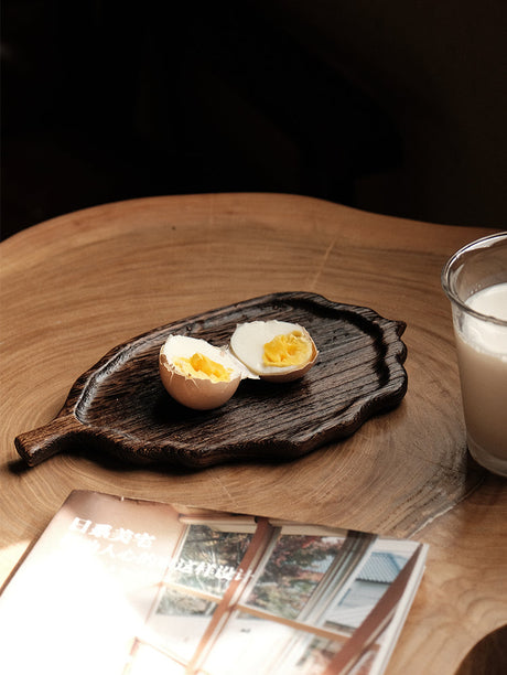 PAULOWNIA YOKOHAMA Elegant Leaf-Shaped Wooden Pallet Tray from PAULOWNIA
