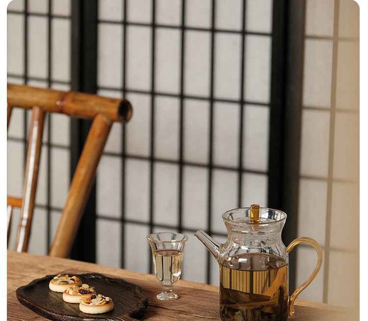 PAULOWNIA YOKOHAMA Elegant Leaf-Shaped Wooden Pallet Tray from PAULOWNIA
