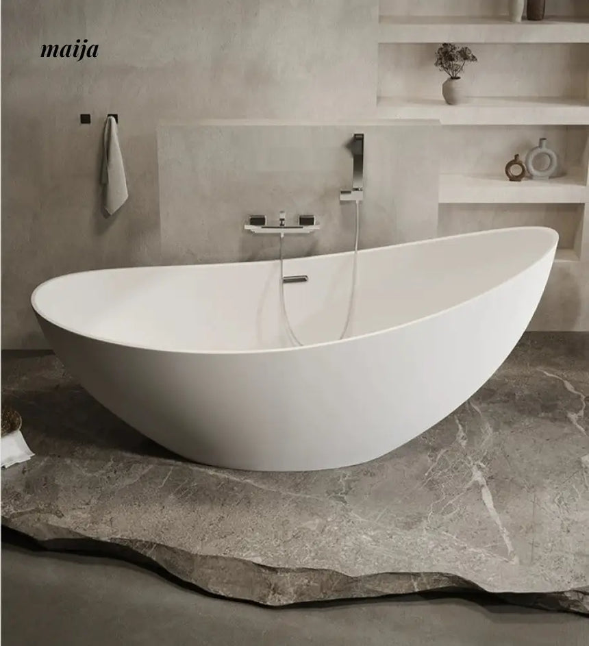 Crescent Free Standing Bathtub from maija