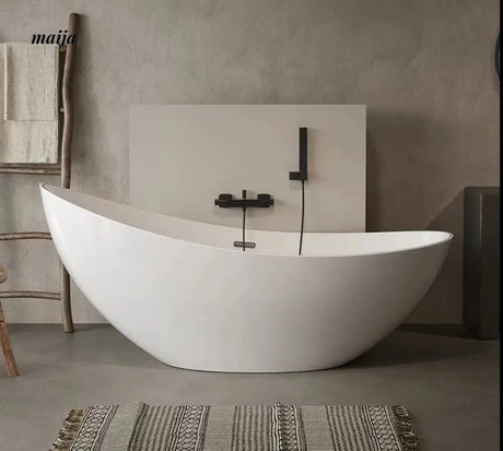 Crescent Free Standing Bathtub from maija