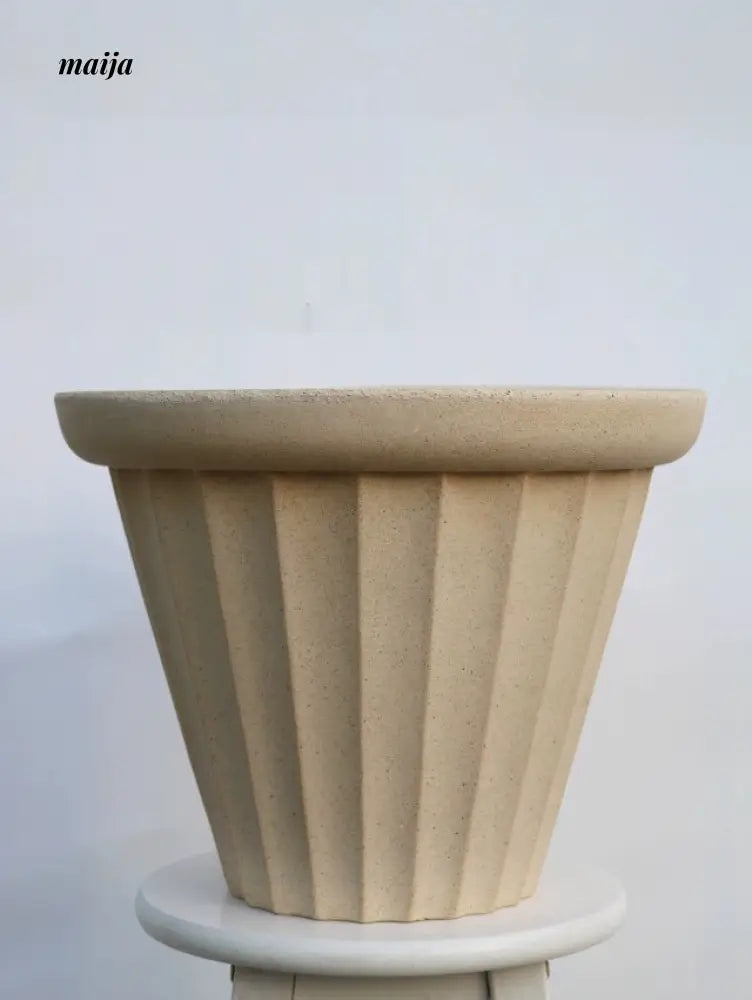 KERRY Handmade Polka Dot Planter from maija