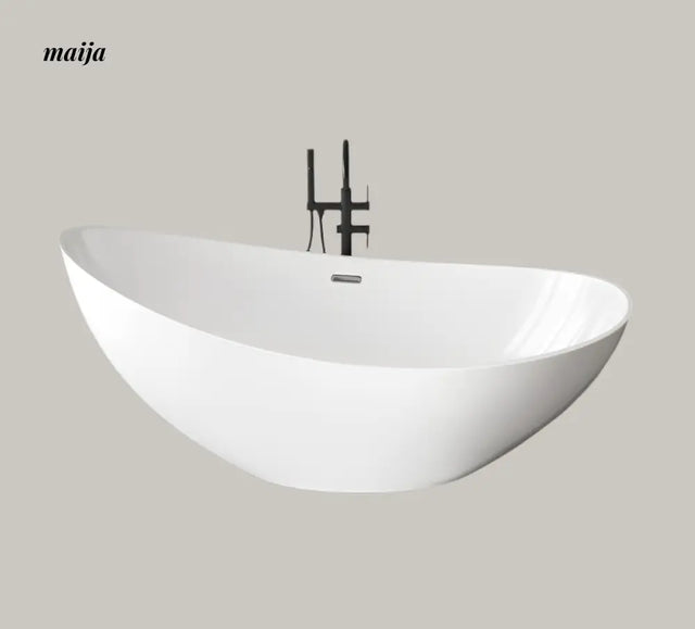 Crescent Free Standing Bathtub from maija