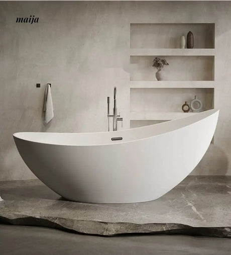 Crescent Free Standing Bathtub from maija