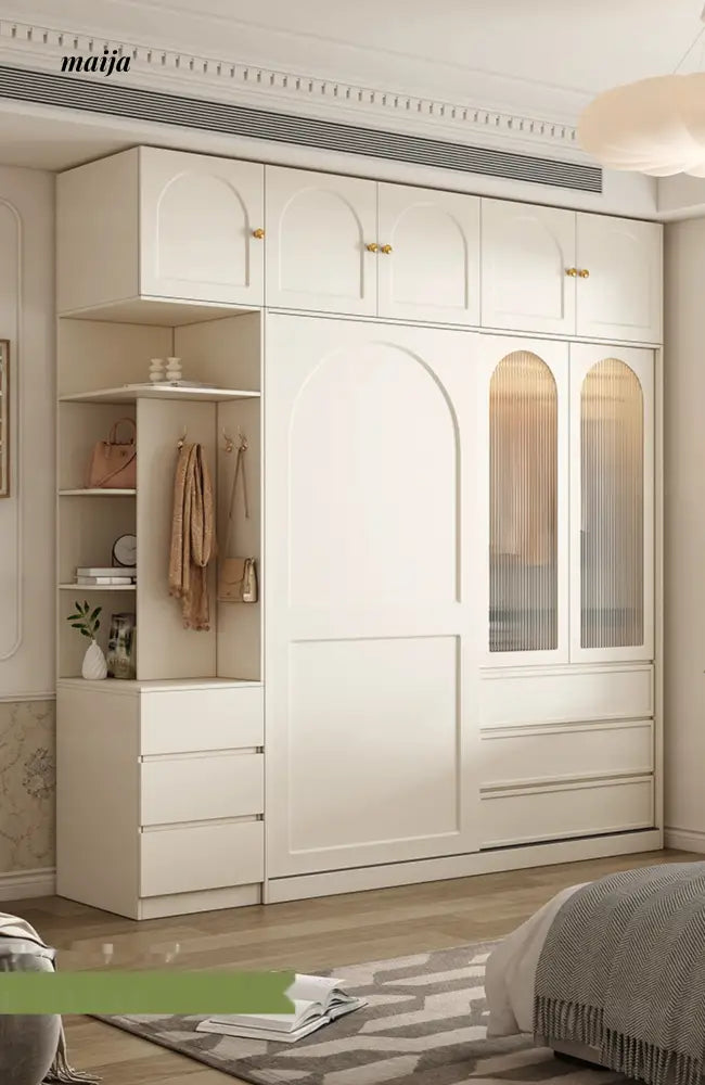Marley Minimalistic Wardrobe from Rujue