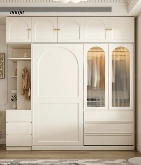 Marley Minimalistic Wardrobe from Rujue