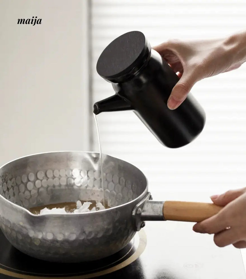 High Temperature Resistant Ceramic Seasoning Jar Set with Lid from maija