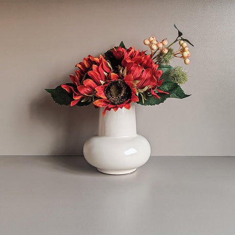LIVETAI Aveline Elegant Round Ceramic Vase - Luxury Living Room Decor from LIVETAI