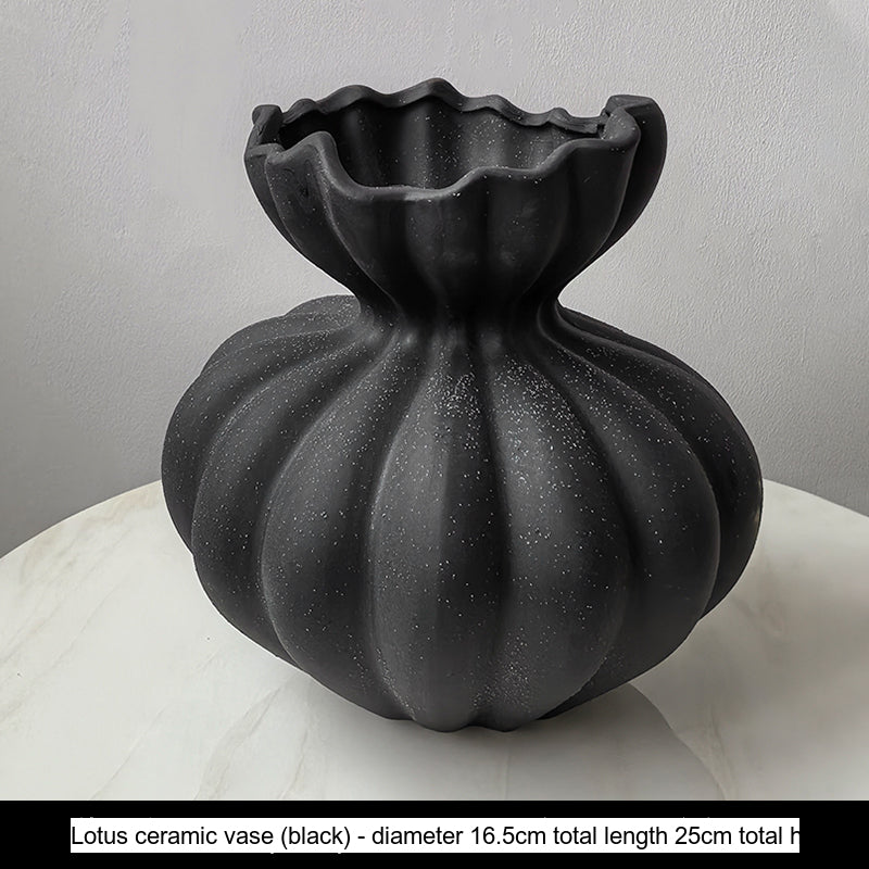 LIVETAI Isadora Elegant Black Ceramic Vase Decor from LIVETAI