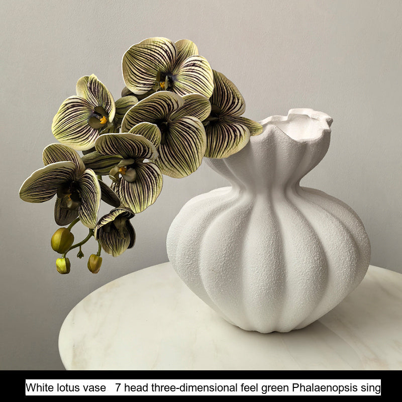 LIVETAI Marcellus Elegant Three-Dimensional Phalaenopsis Flower Arrangement from LIVETAI